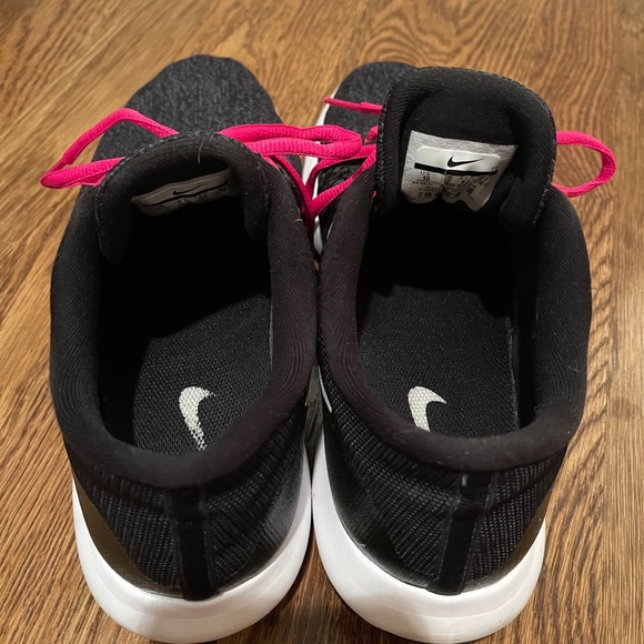 Nike Flex Contact Running Shoes - Picture 5 of 6